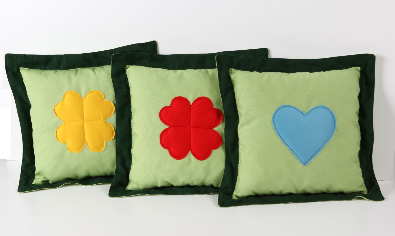 Pillow 40x40 (light green / tm.zelená)
